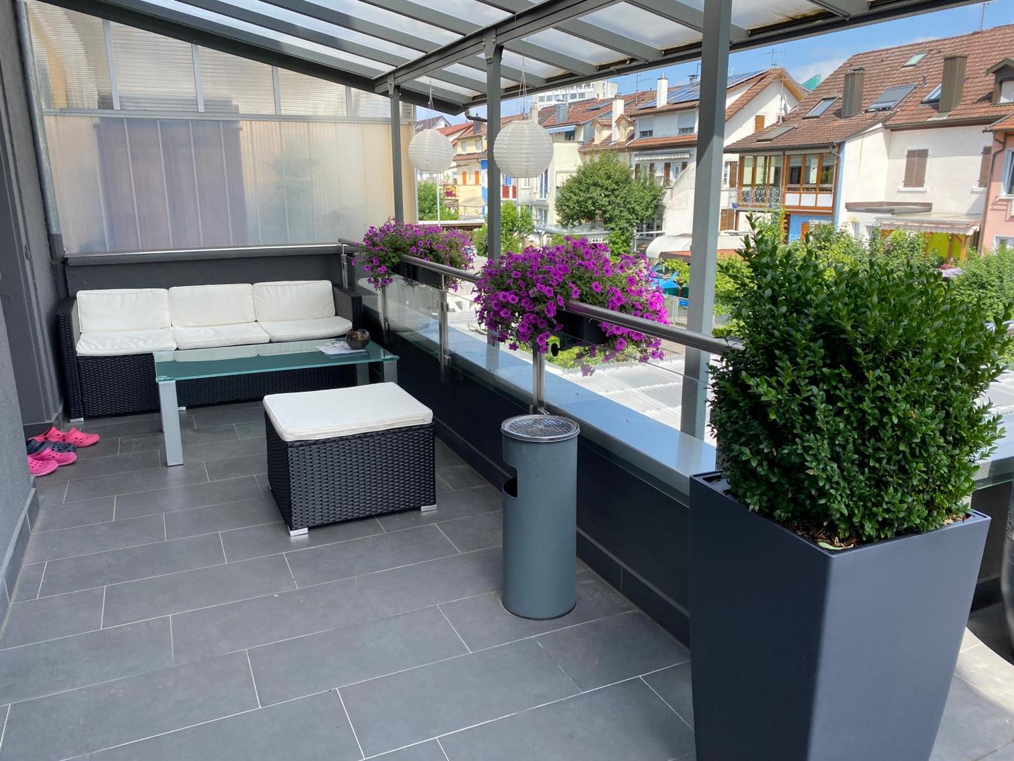 Guenstige Zimmer-Unterkunft Zimmer Mit Gemeinschaftsbad Lörrach Esterno foto